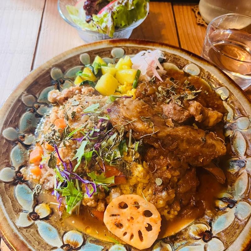 あいがけ(モンカレー)