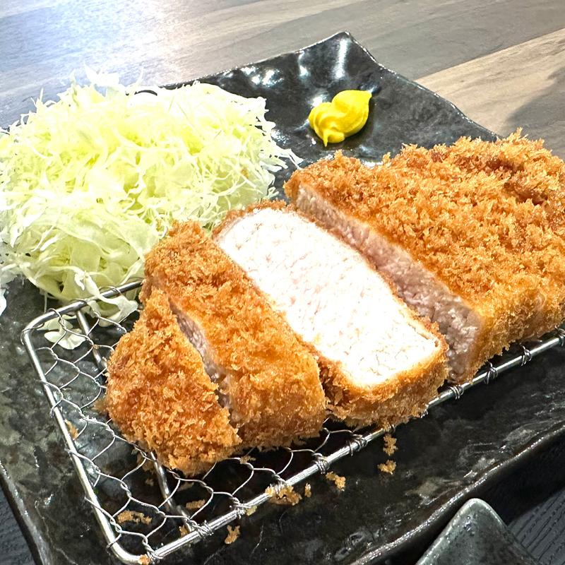 ロース定食(とんかつ一矢)