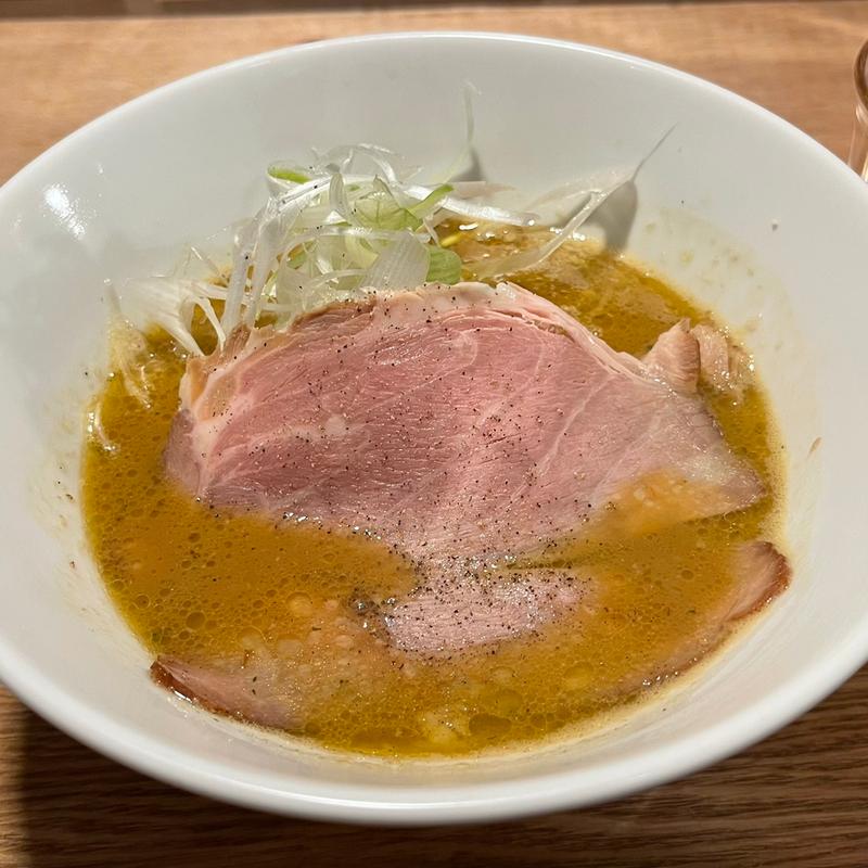 醤油ラーメン(豚骨イタリアンラーメン伊太そば)