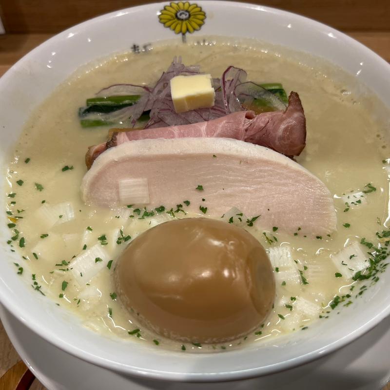 牡蠣ポタージュの光(麺に光を 離れ)