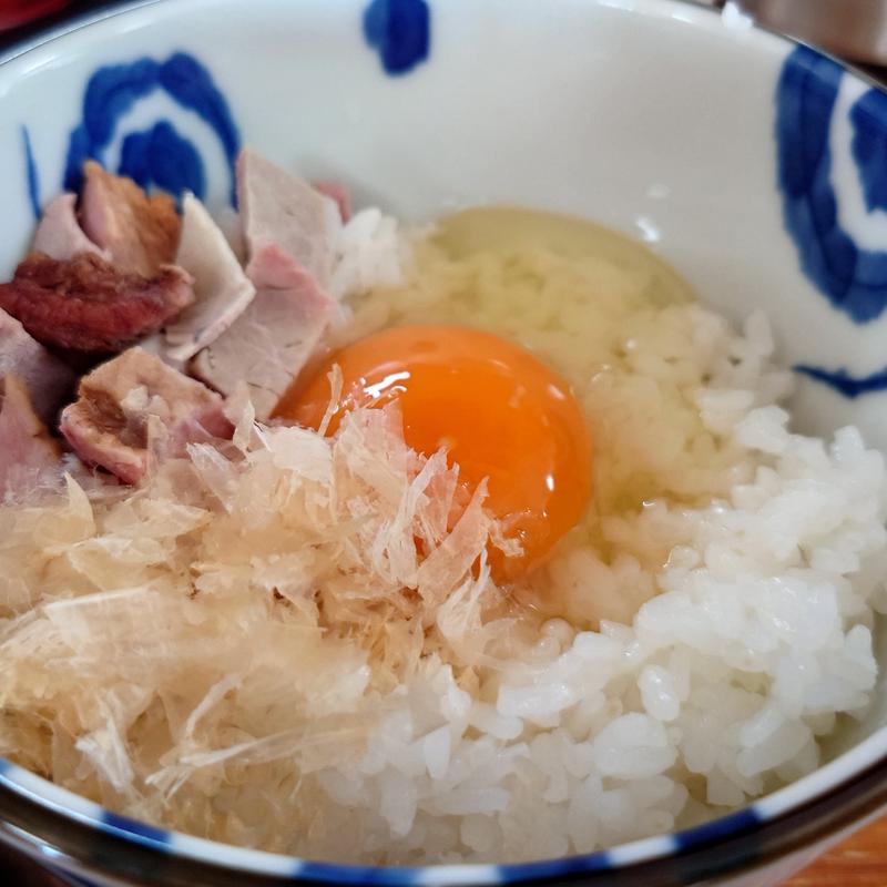 黒鶏卵のTKG(手打中華 餐)