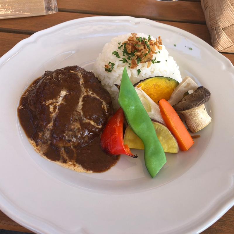 那須野ヶ原牛のハンバーグ（ライス付）(garden AUX PARADIS〔ガーデン オゥ パラディ〕)