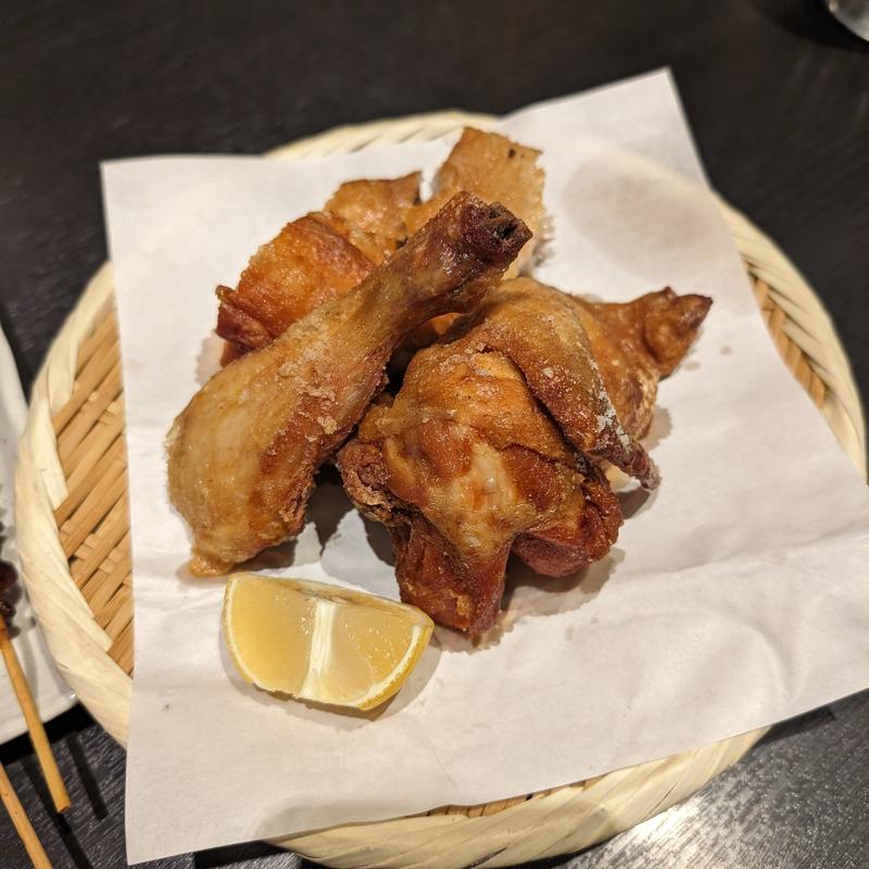 半身揚げ(炭火やきとり 伝兵衛 南店)