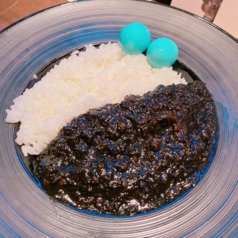 Kのカレー〜ブラック&ホワイト〜(怪獣酒場)