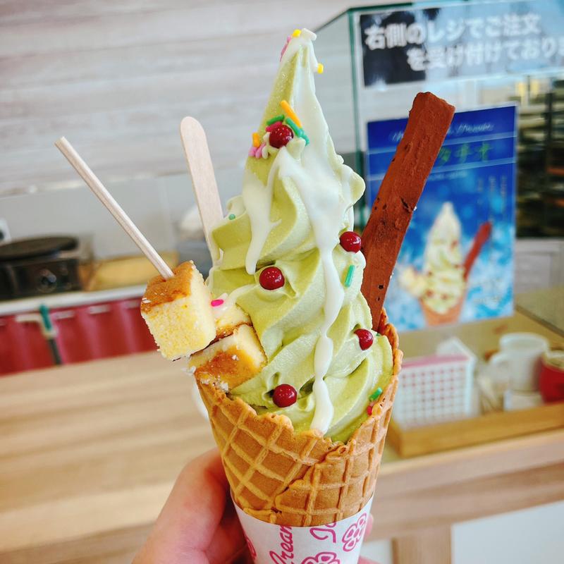 ピスタチオパフェ(あいすの家とエトセトラ)