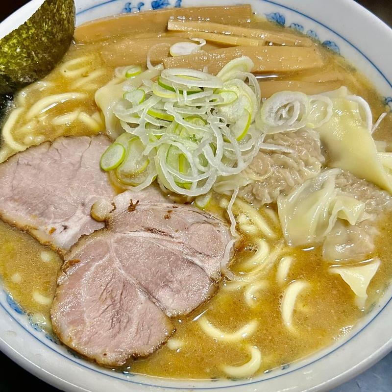 ワンタンメン(麺屋ごとう)