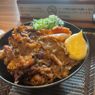 キムチカルビ丼(韓丼 松阪店)