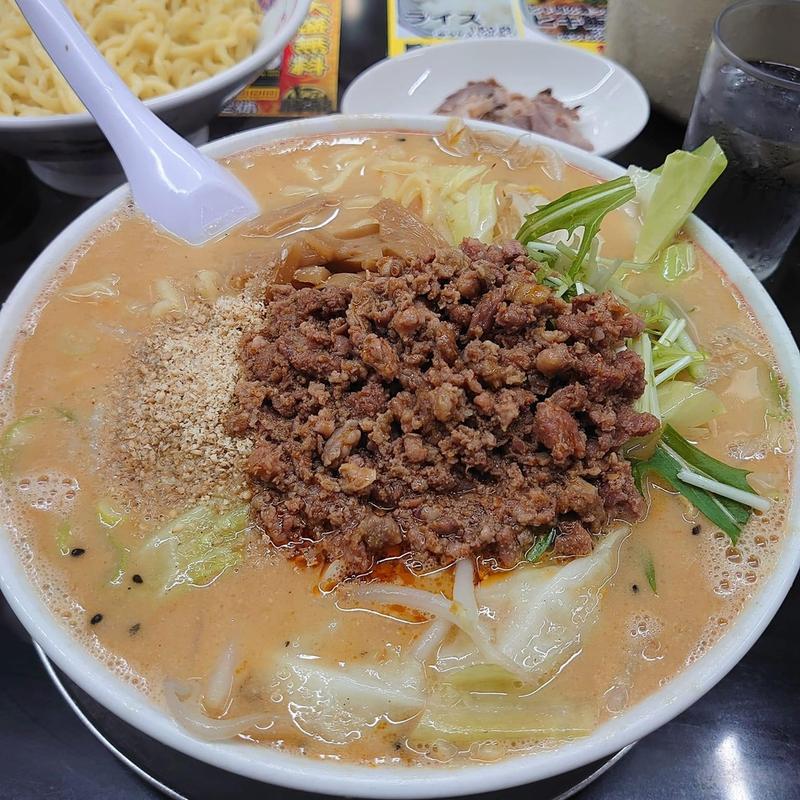 ドッカンラーメン(手打らーめん 勝龍)
