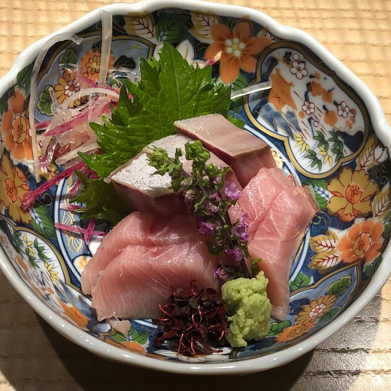 寒ぶり刺身(こ盆（こぼん）)