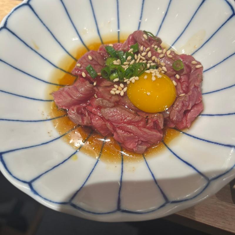 和牛炙りユッケ(大阪焼肉 焼肉Lab 難波店)