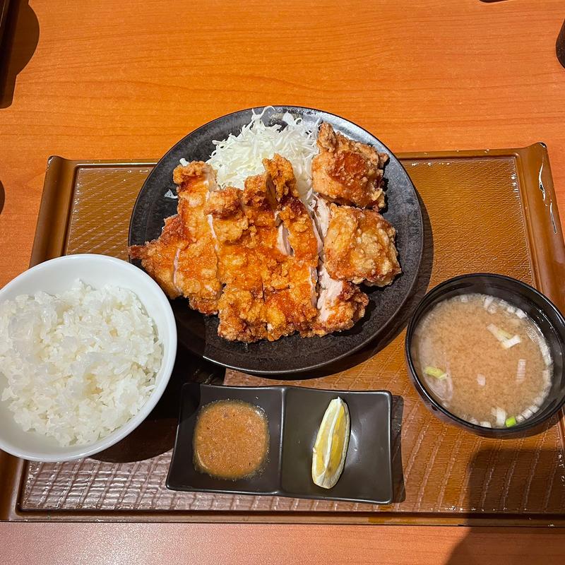 特盛り唐揚げ定食(から好し 枚方堂山店)