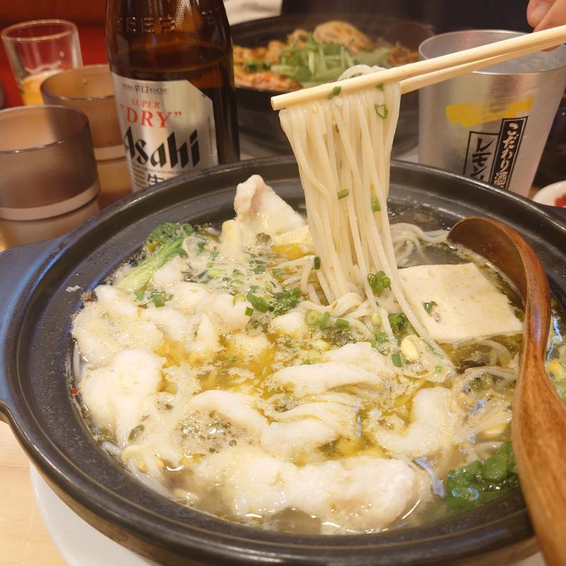 白身魚の四川風煮込み入りマーラースープ米線(天府李米線 TINA'S NOODLE KITCHEN)