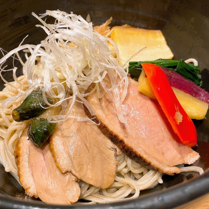 鴨と焼き茄子の浸しそば(蕎麦きり みまき)