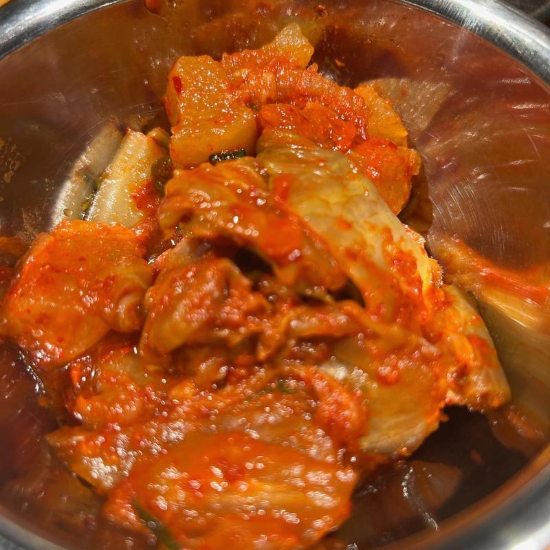 キムチ(ホルモン青木 下北沢支店)
