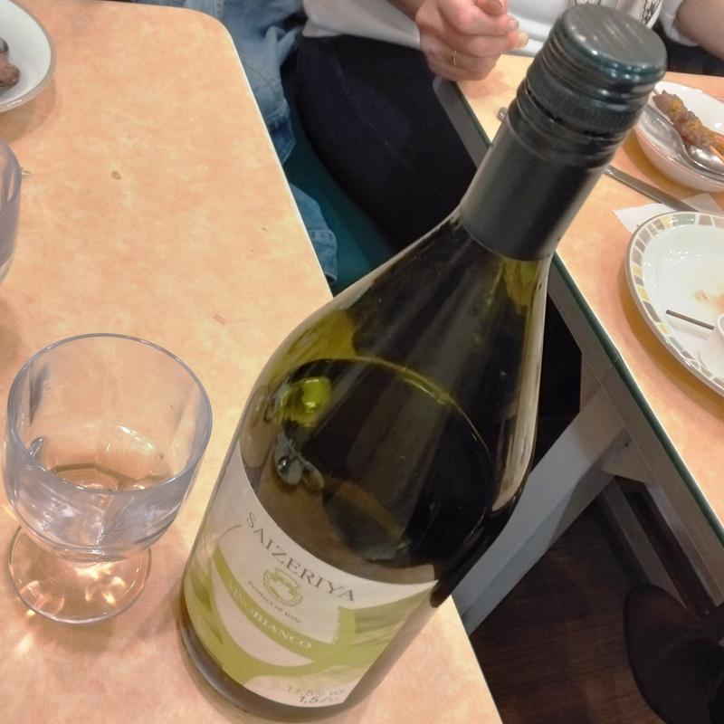 マグナム(白)(サイゼリヤ 新川崎スクエア店)