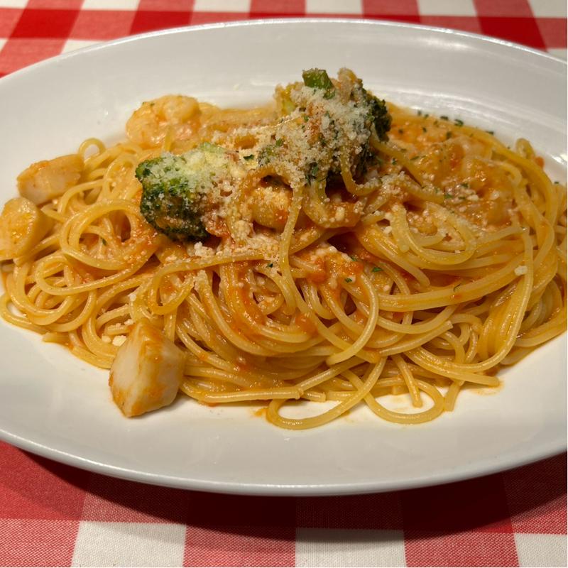 海老と帆立のトマトクリームソース（大盛）(ポルケッタ 武蔵小杉東急スクエア店)