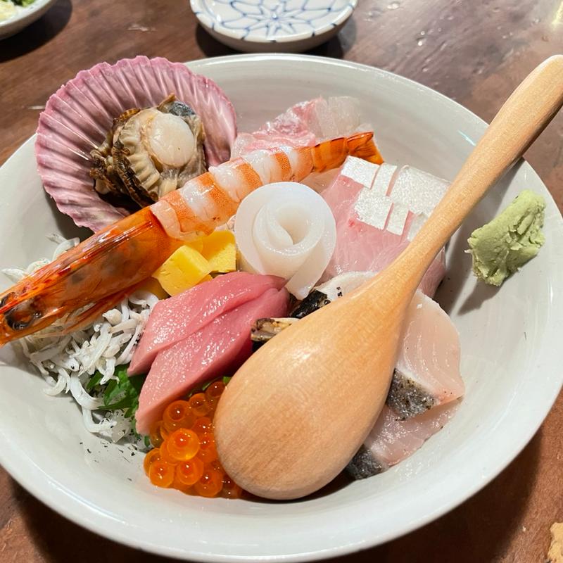 本日の海鮮丼(海老丸 )