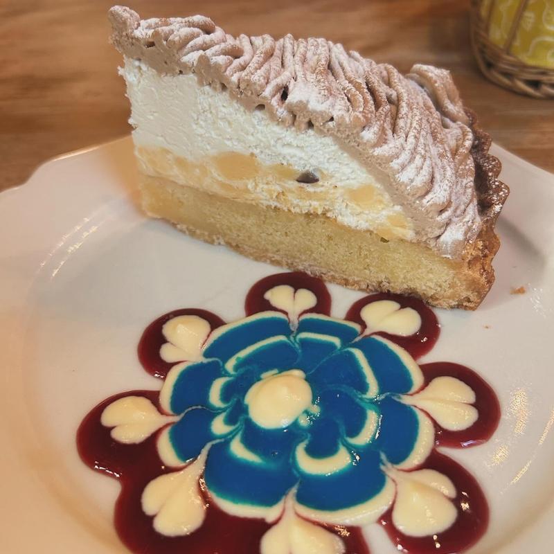 モンブラン(cafe太陽ノ塔 GREEN WEST店)