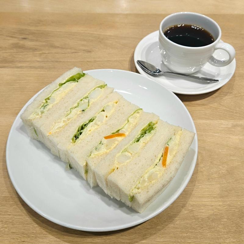 ポテサラサンド
(センリ軒 豊洲新市場店)