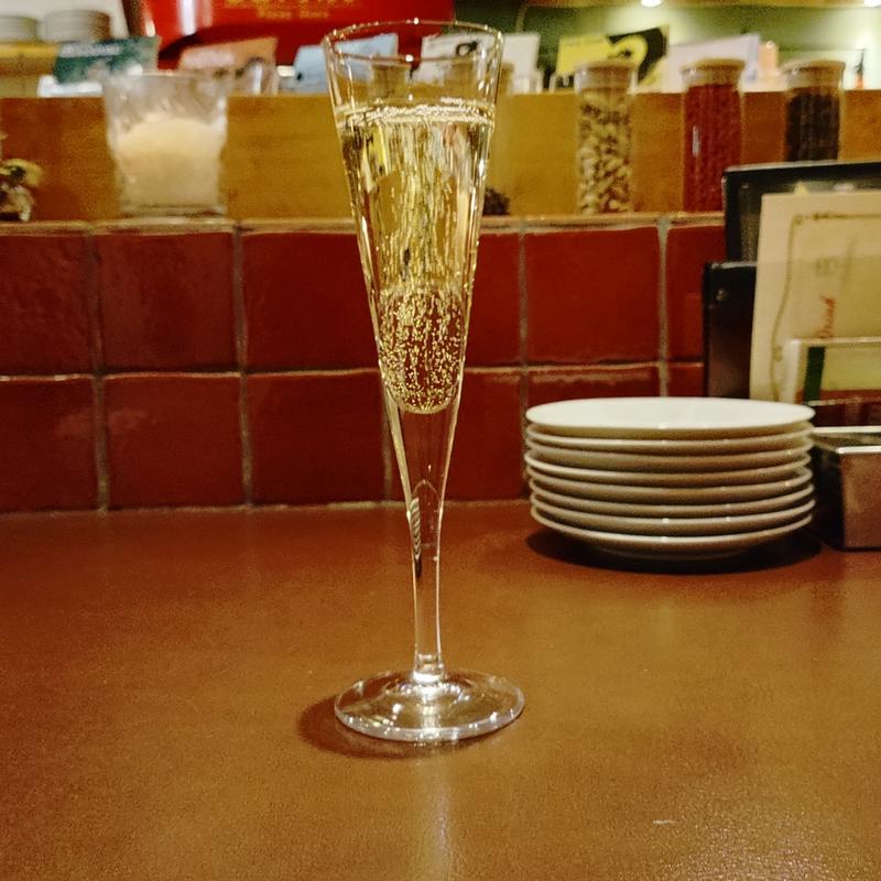 スパーリングワイン(ビストロ オオカミ2 Duex)