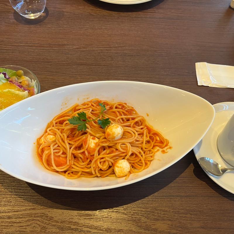 フレッシュトマトとモッツァレラのパスタ(小さな森珈琲 石岡店)