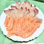刺身盛合せ(サーモン、ブリ)(オーケー 海神南店)