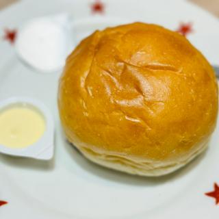 パン(ステーキのどん 加須店)