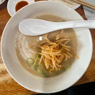 一髄ラーメン (豚骨)