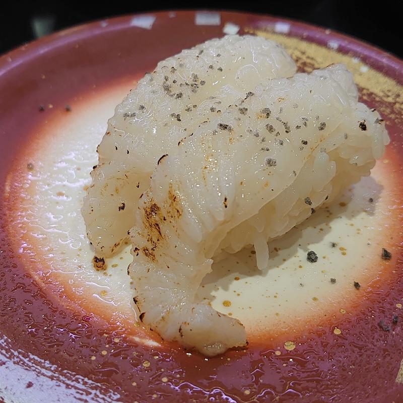 あぶりエンガワ（塩レモン）(回し寿司活 目黒店)