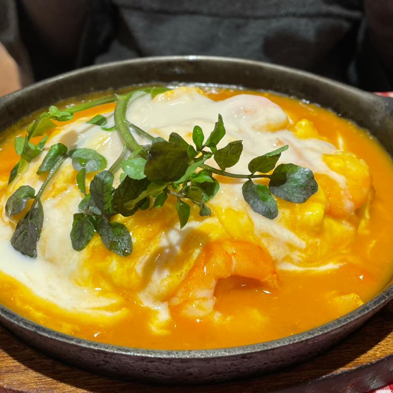 海老と蟹のトマトクリームオムライス(ラケル グランデュオ立川店 （RAKERU）)