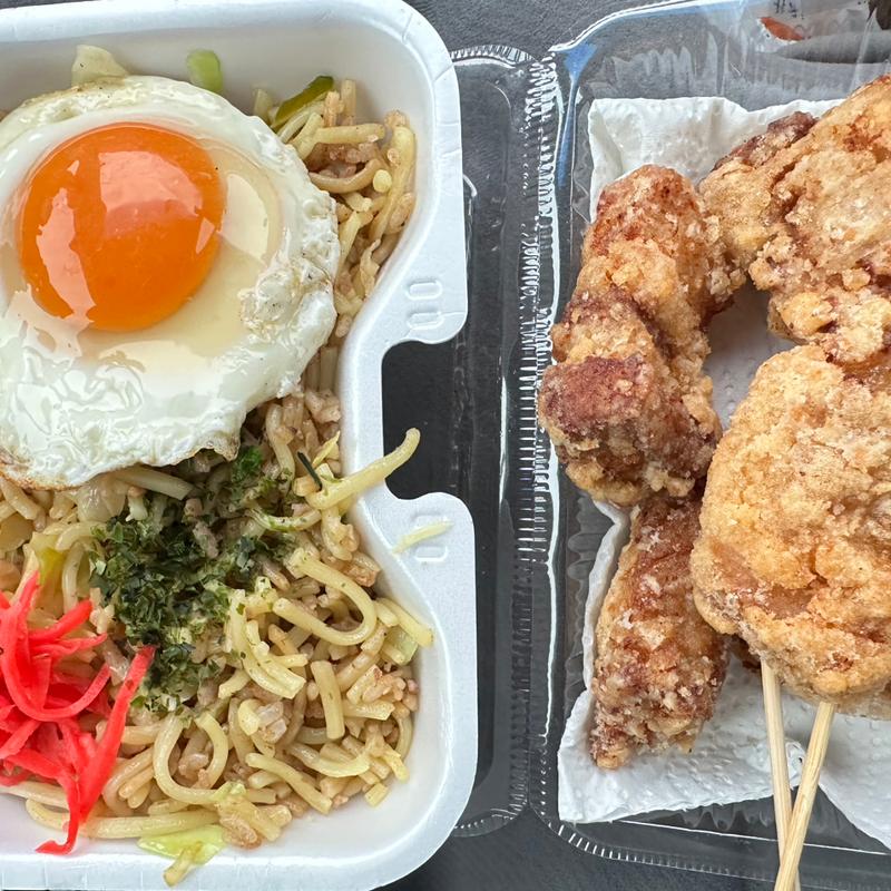 そばめし＆豚唐揚げ(道の駅 しもつけ)