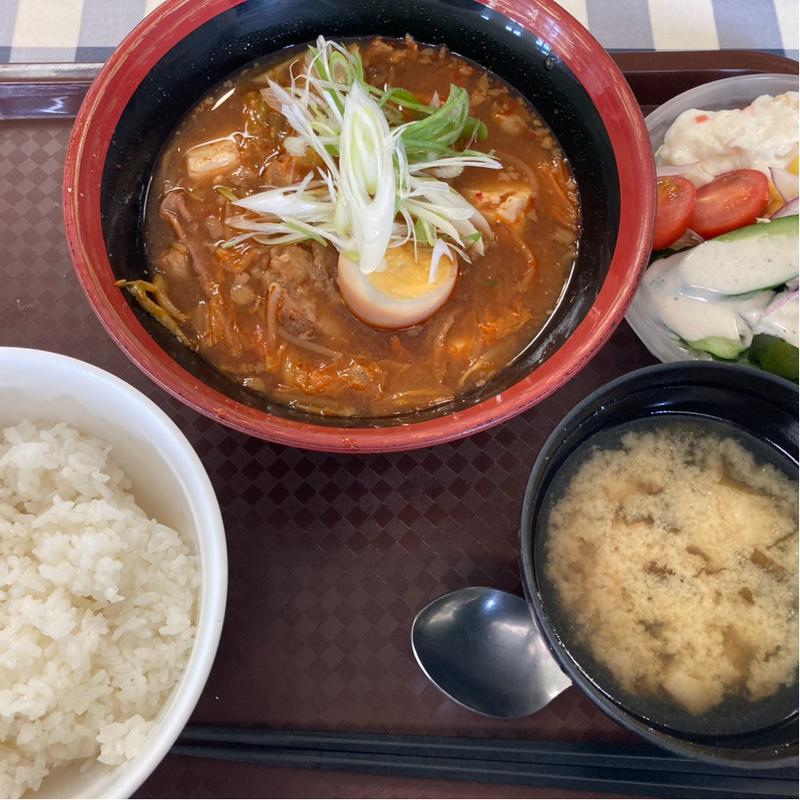 牛すじ煮込み定食(レストランたま 川崎市多摩区役所)
