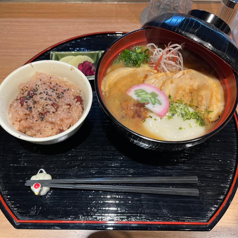 観音寺Soba 〜讃岐白みそといりこの雑煮仕立て〜(鶏Soba Toraや)
