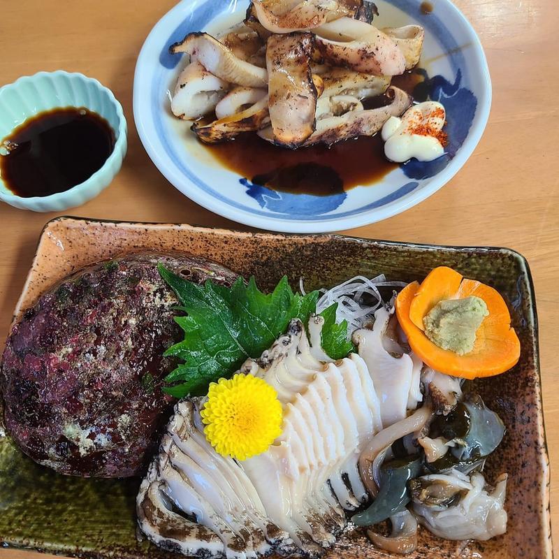 あわび刺し身(花房食堂)