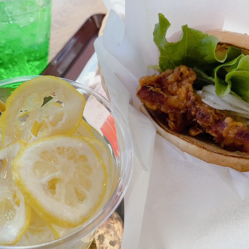 クリスピーチキンバーガー(フレッシュネスバーガー インターパークショッピングビレッジ店 （FRESHNESS BURGER）)