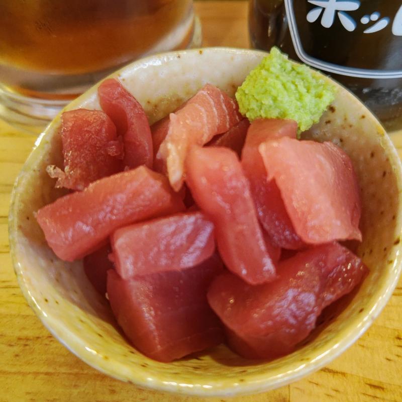 まぐろぶつ(ぶる)