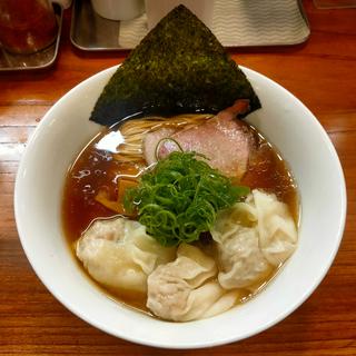 肉ワンタン醤油そば(ユナイテッド ヌードル アメノオト)