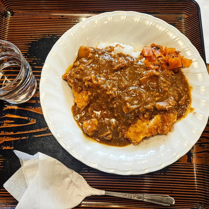 カツカレー(とんかつ いちかわ)