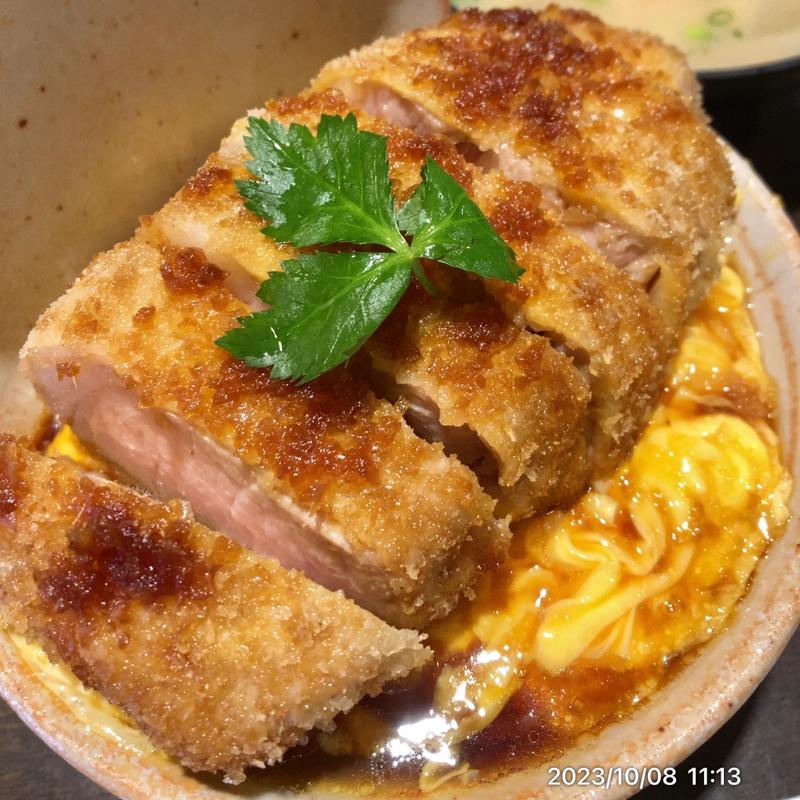 至高のかつ丼(かつ丼 大樹)