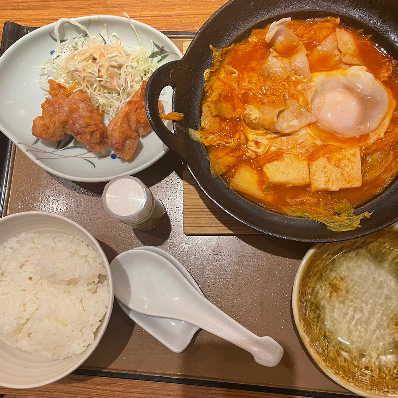から揚げ付　チゲ定食(やよい軒 三川町店 )