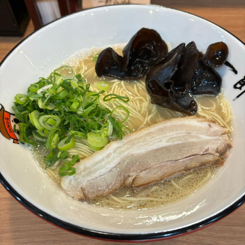 塩ラーメン(一郎らーめん)