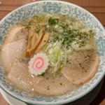 塩ワンタン麺(大安食堂 東堀店 )