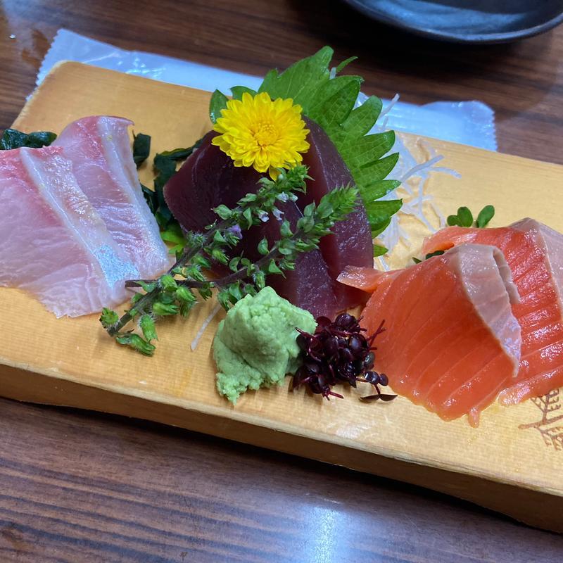 刺身三点盛り(神田っ子 上野店)