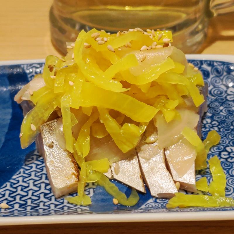〆さばと沢庵の新たなる出逢い(鮨・酒・肴 杉玉 モレラ東戸塚店)