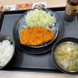 ロースカツ定食(松のや 奈良駅前店)