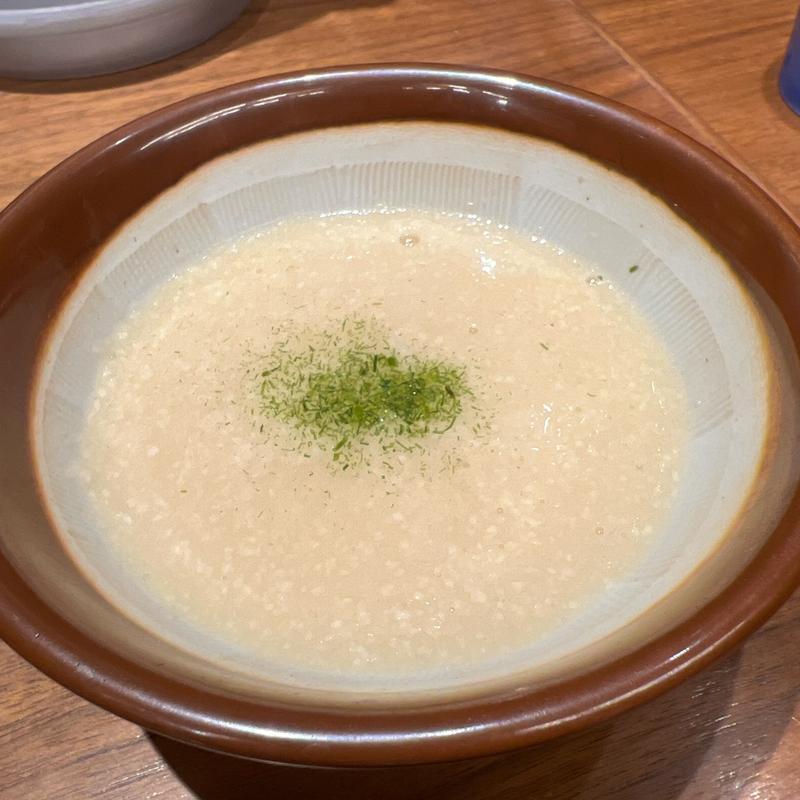 とろろ(下北しずる)