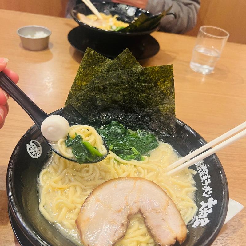 塩ラーメン(横浜家系ラーメン 小作大和家)
