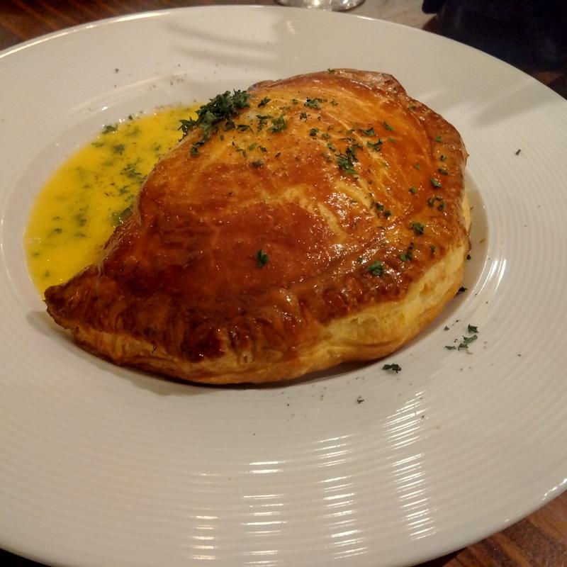 スズキのパイ包み(タブリエ)