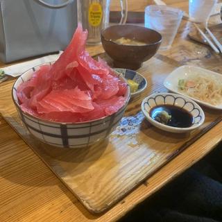 マグロ丼(健ちゃん食堂)