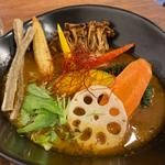 11品目彩り野菜と根菜(札幌スープカレー絲~いと~)